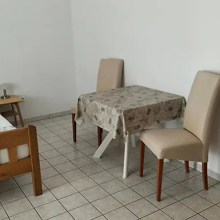 Appartamento Studie-apartment In Makarska, Kroatien Makarska